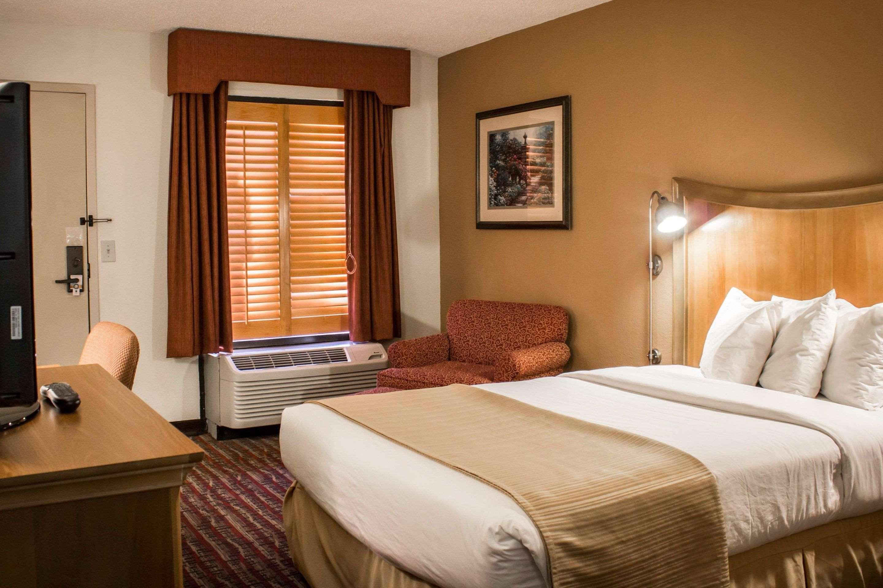 Hampton Inn Chapel Hill Exteriér fotografie